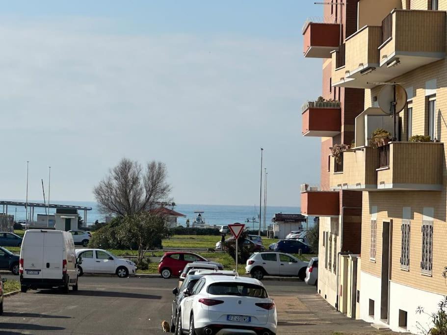 Casa Rostri Apartment Лидо ди Остия Екстериор снимка